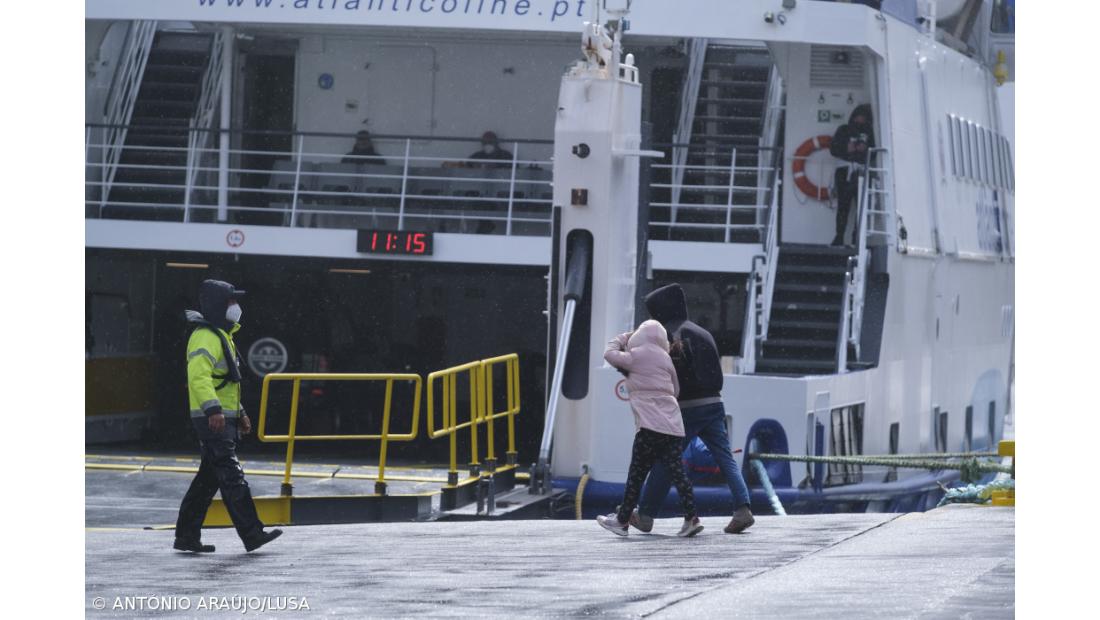 Velas está cada vez mais deserta com a população a rumar para uma “zona segura” – Imagem 3