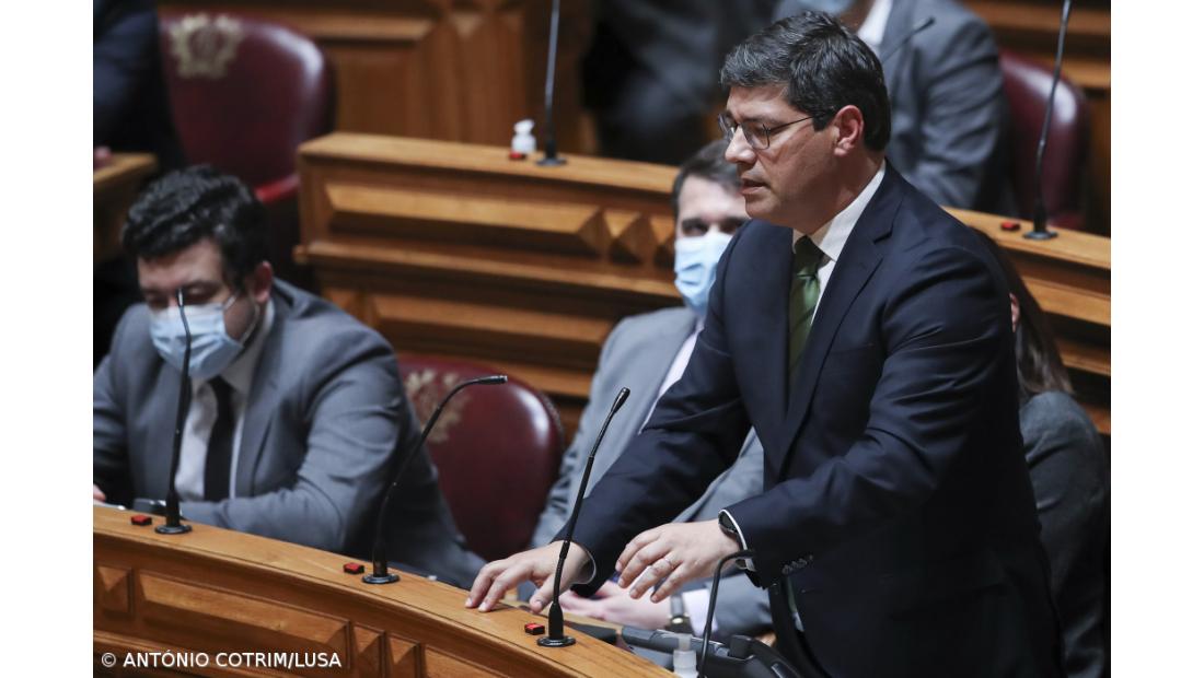 PS desdramatiza as opções de confrontação com o Governo