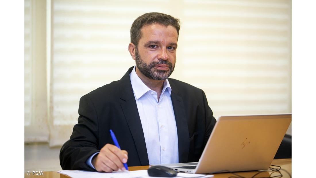 PS/Açores critica Governo Regional por "falta de regulamentação" dos TVDE