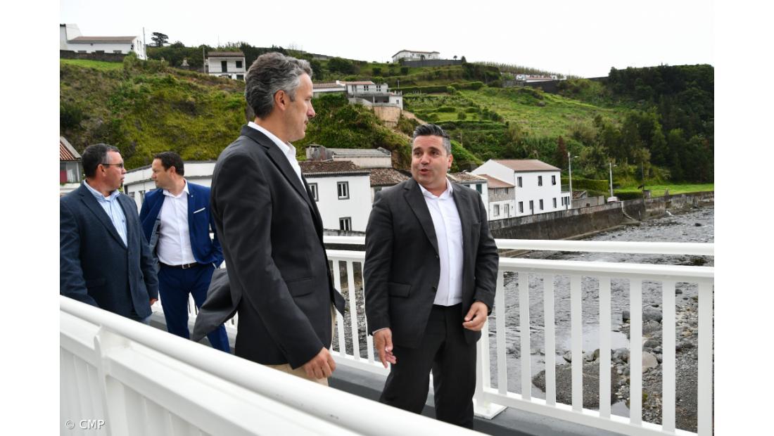 Câmara da Povoação inaugura “Ponte das Passadas”