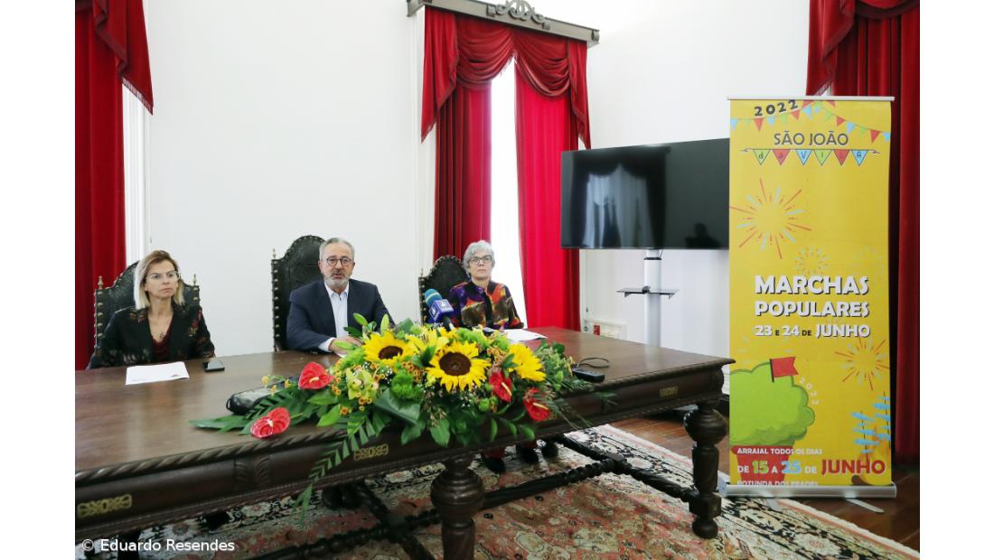 Treze marchas no regresso do São João da Vila 