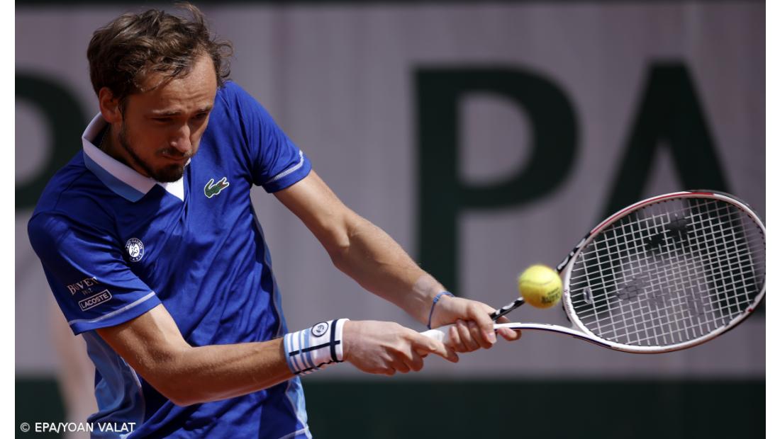 Tenista Medvedev é o novo líder do 'ranking' ATP, Djokovic cai para terceiro