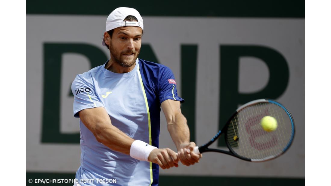 Tenista português João Sousa nos 'oitavos' do torneio de Kitzbuhel