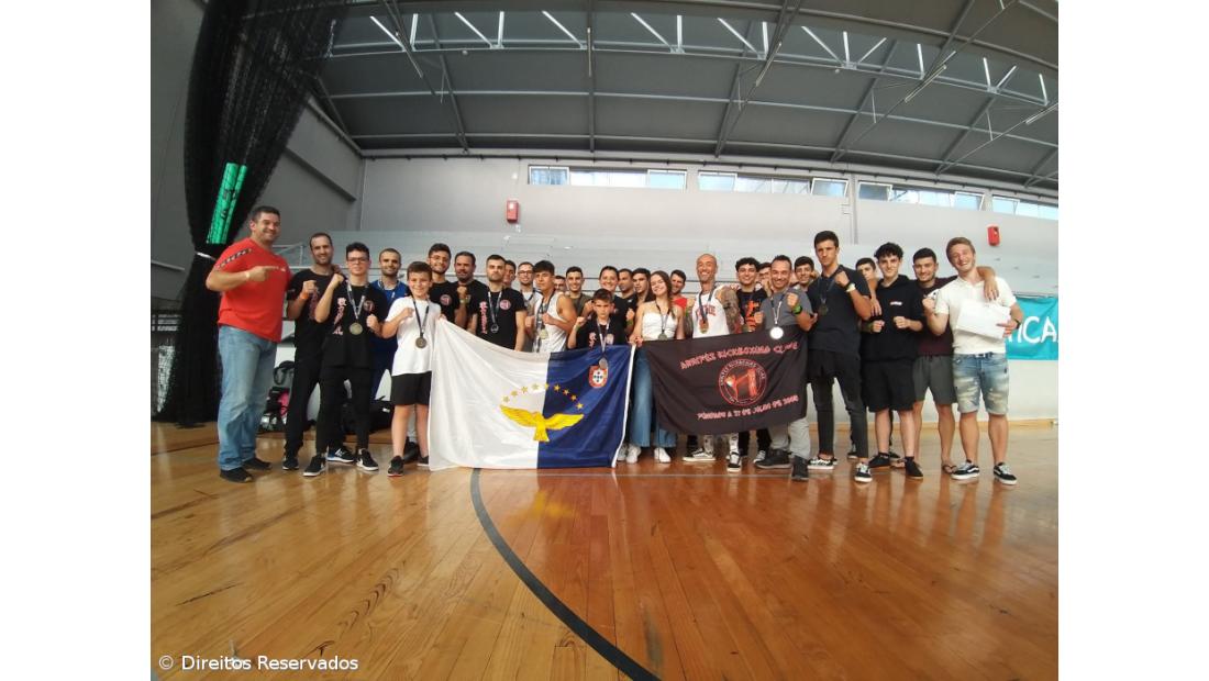 Arrifes Kickboxing Clube arrecada 18 títulos no Campeonato Nacional de Kickboxing  – Imagem 2