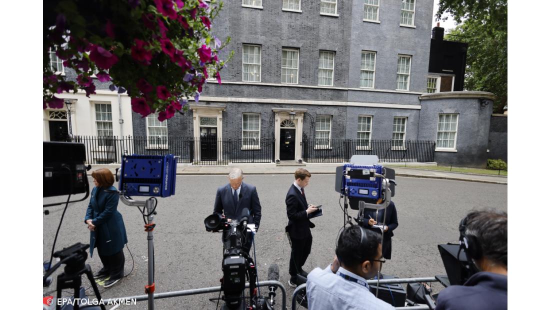 Primeiro-ministro britânico vai fazer hoje comunicação ao país