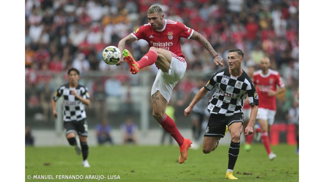 Benfica 'esquece' passado recente no Bessa rumo à sétima vitória – Imagem 5