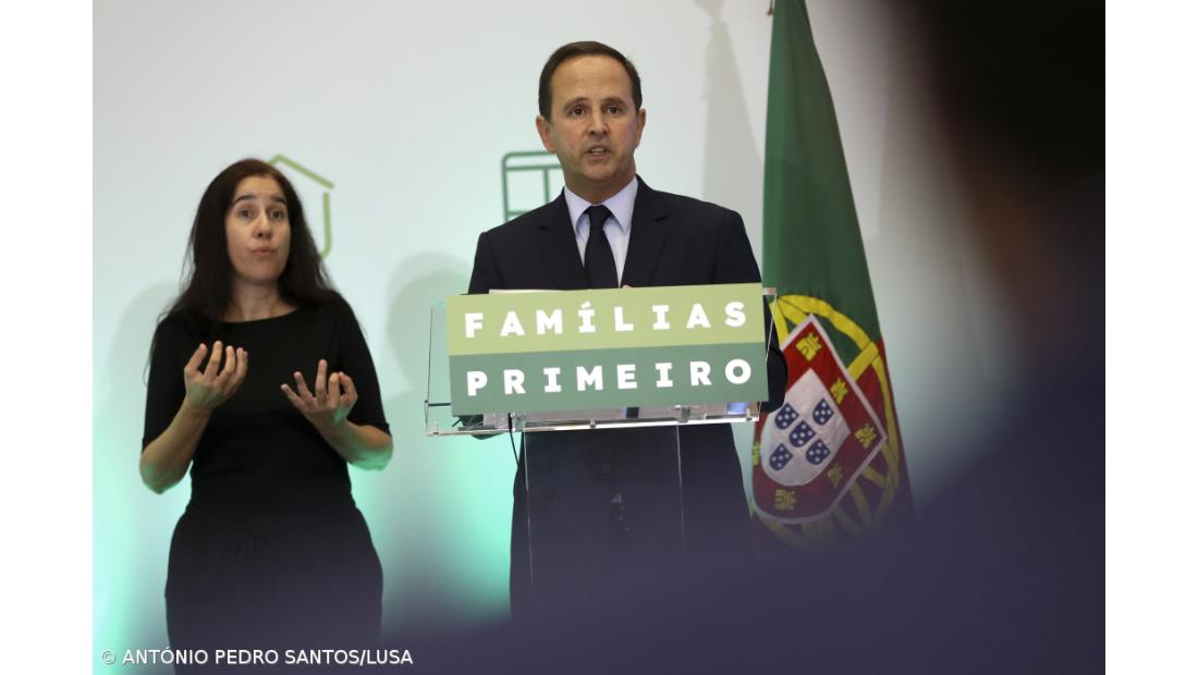 Apoio de 125 euros chega esta quinta-feira a 500 mil pessoas