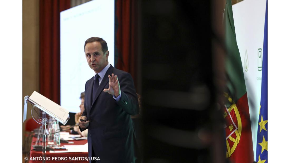 Resposta da UE não pode limitar-se a ajudas de Estado