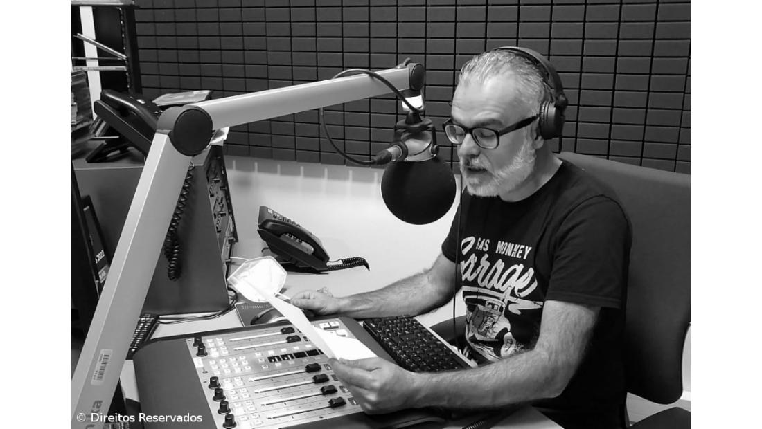 O jornalista motoqueiro apaixonado por carros clássicos – Imagem 4