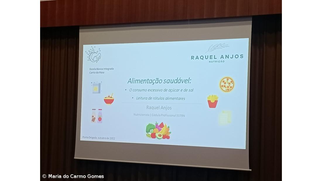 Nutricionista vai à escola