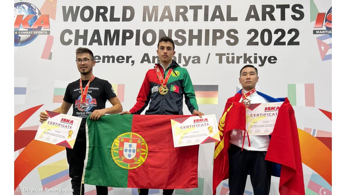 Gonçalo Silva sagra-se campeão do Mundo de kickboxing em -65 kg