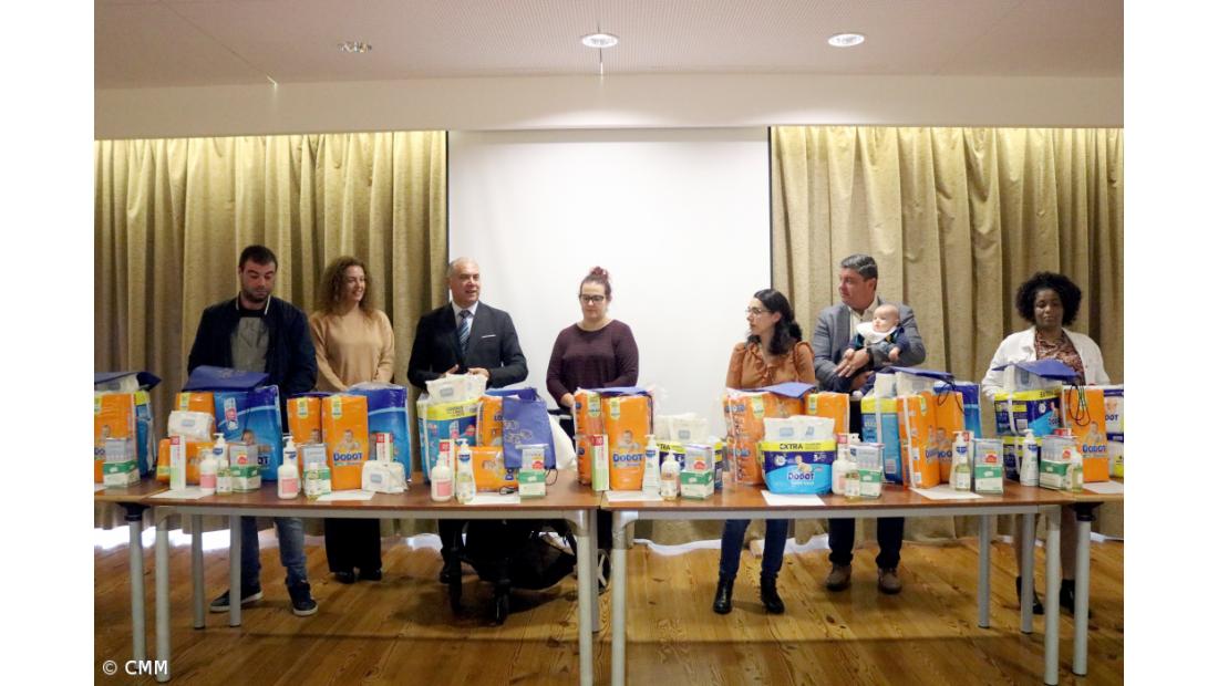 Madalena entrega Kits de Natalidade a 27 casais