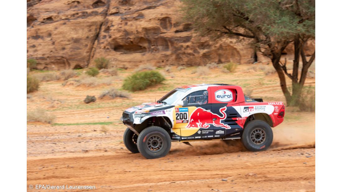 Novo líder nas motas e Nasser aumenta vantagem nos carros