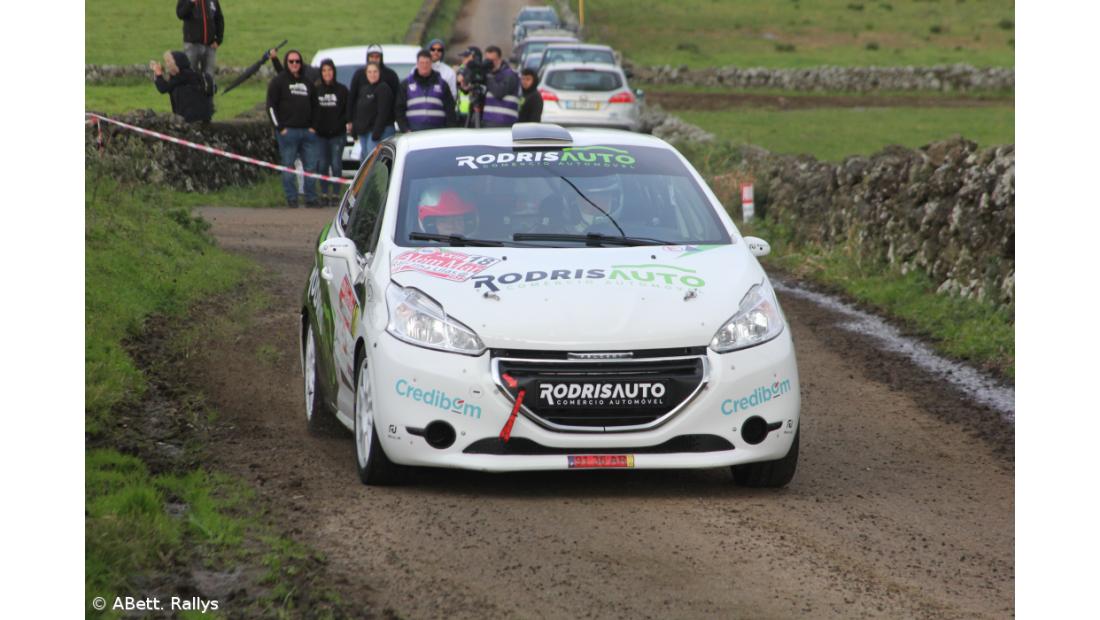 No Peugeot 208 R2 “vamos sempre num susto” – Imagem 3