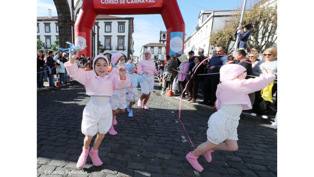 Galeria fotográfica do Corso de Carnaval em Ponta Delgada – Imagem 5