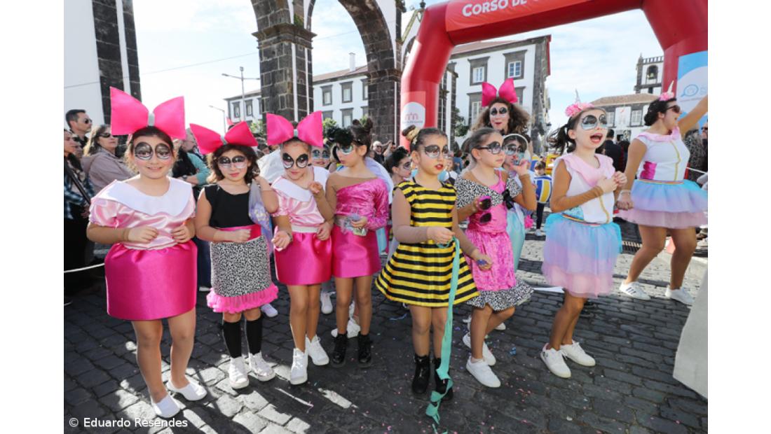 Galeria fotográfica do Corso de Carnaval em Ponta Delgada – Imagem 12
