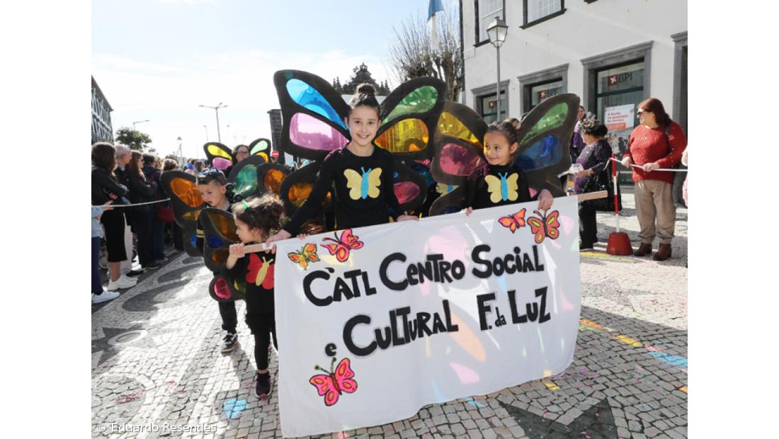 Galeria fotográfica do Corso de Carnaval em Ponta Delgada – Imagem 18