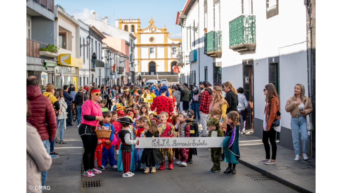 Desfile de Carnaval regressa às ruas da Ribeira Grande – Imagem 5