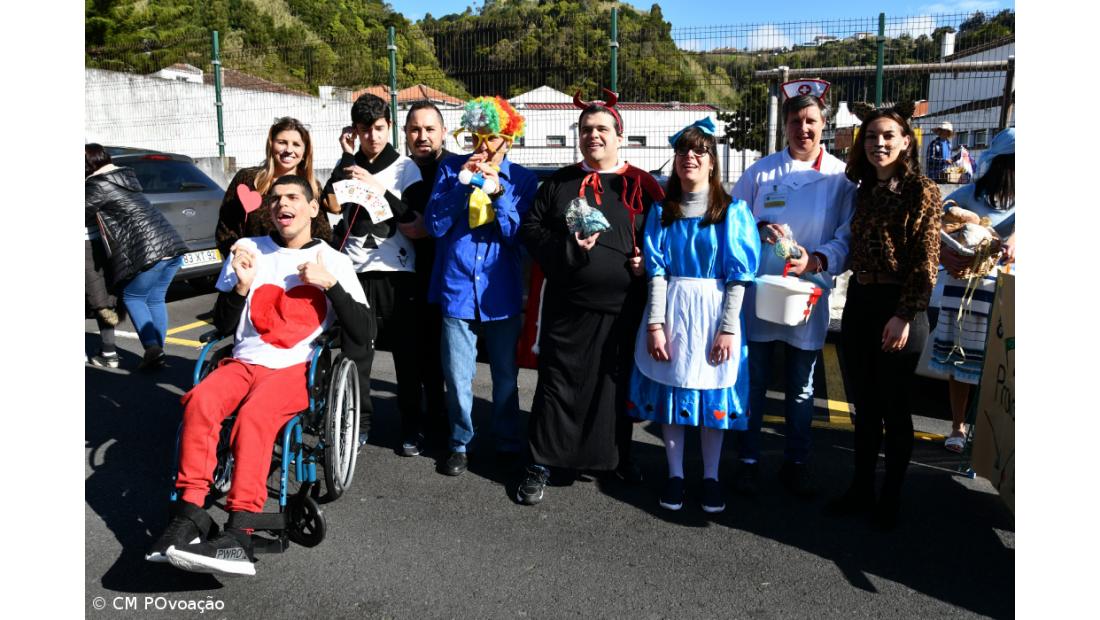 Povoação em festa no Carnaval – Imagem 1
