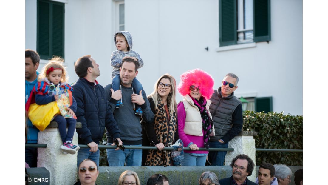 Corso carnavalesco no Pico da Pedra (Galeria Fotográfica) – Imagem 19