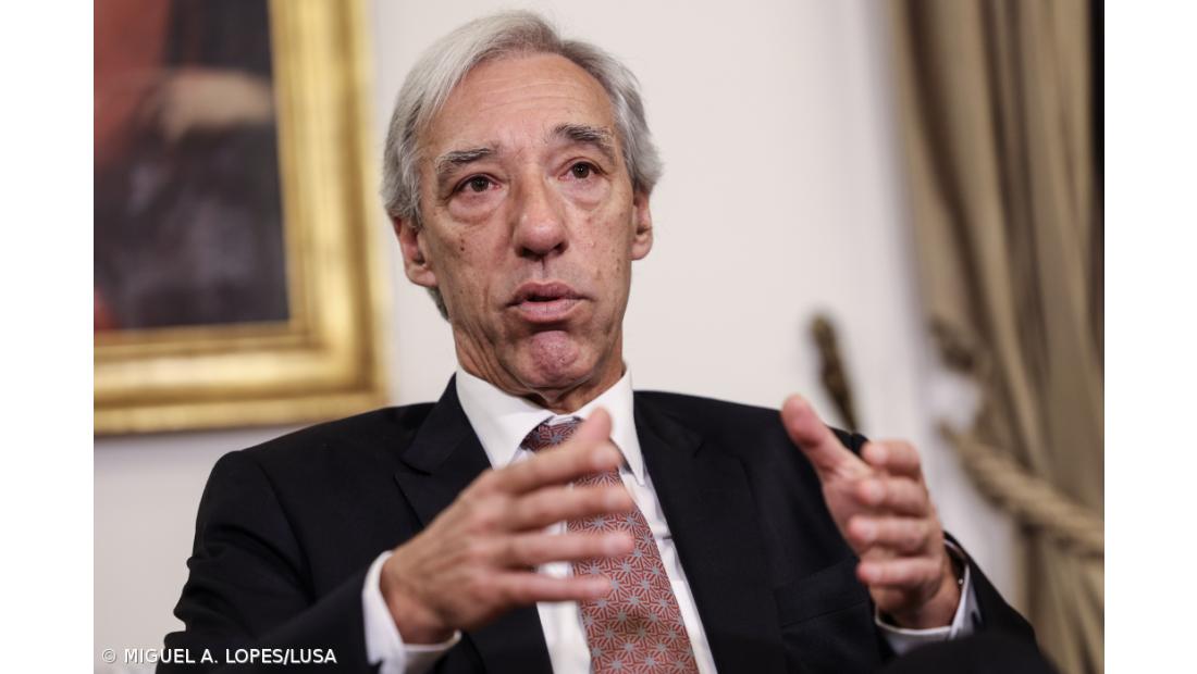 MNE acusa Putin de estar a semear ventos e a colher tempestades