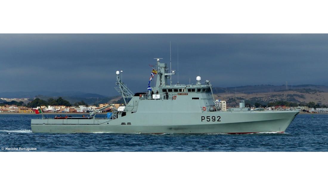 Marinha falhou missão de acompanhamento de navio russo após 13 militares terem recusado embarcar