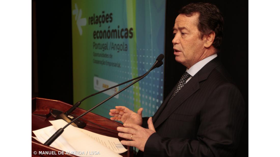 Manuel Pinho recorre de arresto da pensão e dos despachos sobre buscas