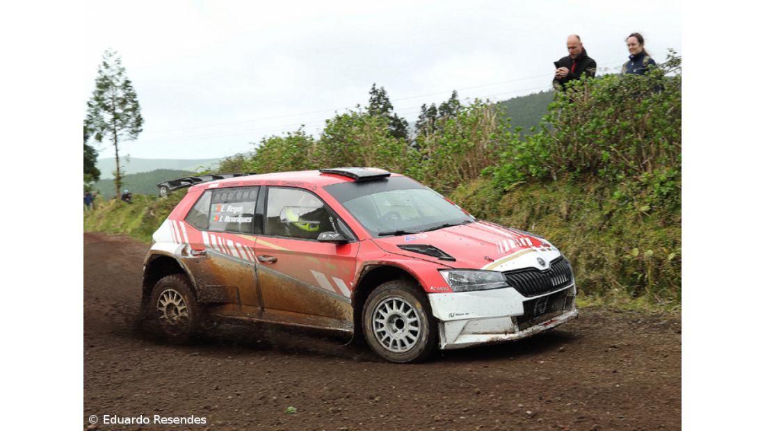 Sébastien Loeb arrasta público para os testes do Azores Rallye – Imagem 2