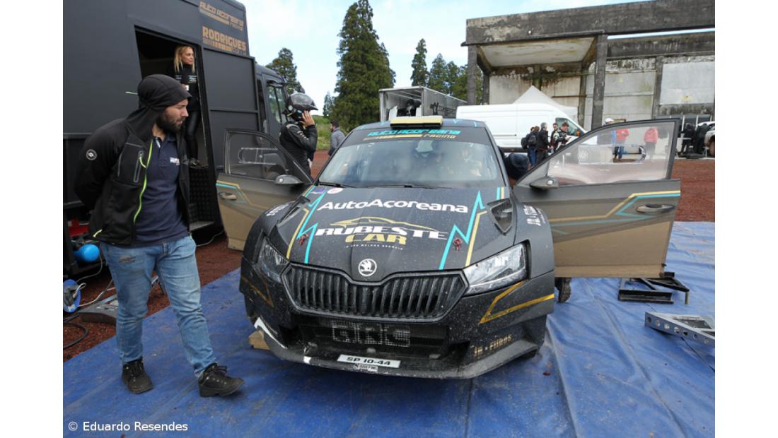 Sébastien Loeb arrasta público para os testes do Azores Rallye – Imagem 4
