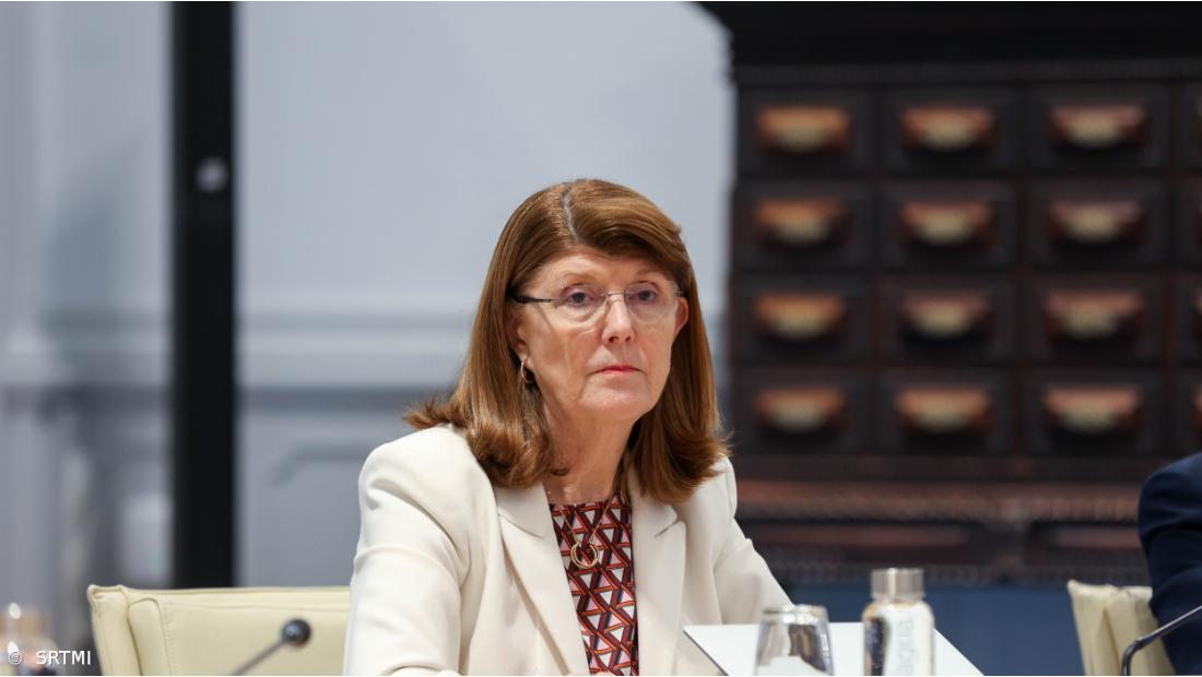 Governo dos Açores admite “dores de crescimento” no ‘shuttle’ para a Lagoa do Fogo