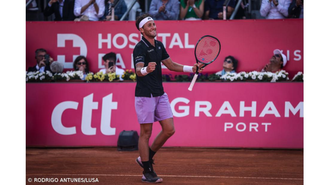 Casper Ruud sagra-se campeão ao vencer Miomir Kecmanovic
