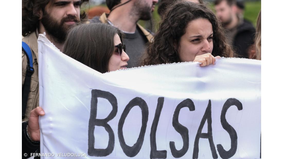 Investigadores com bolsa ou vínculo precário exigem condições dignas – Imagem 3
