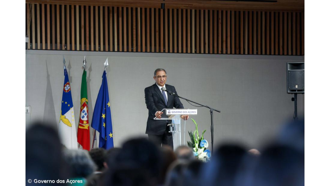Governo açoriano defende “investimento justo” de 20ME na nova escola de Rabo de Peixe – Imagem 2