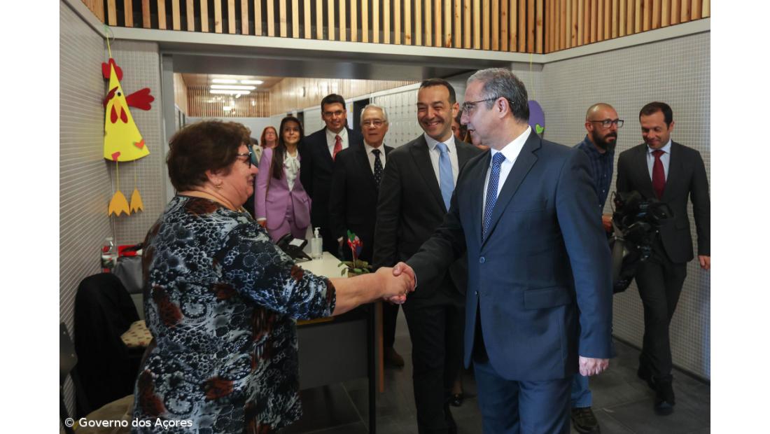 Governo açoriano defende “investimento justo” de 20ME na nova escola de Rabo de Peixe – Imagem 6
