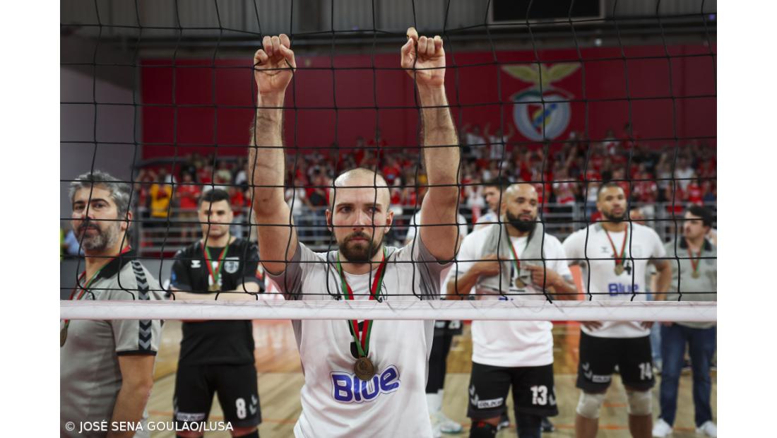 Benfica vence a ‘negra’ e conquista o tetracampeonato de voleibol – Imagem 2