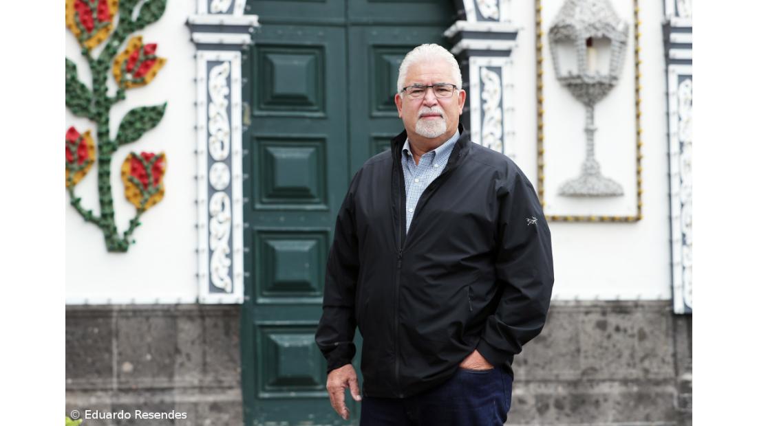 “Vi homens com lágrimas nos olhos ao pensar que irão pegar no andor do Santo Cristo”