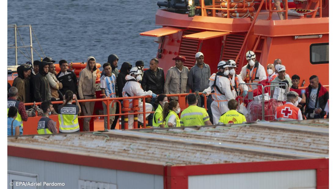 Mais de 300 pessoas resgatadas junto às Ilhas Canárias