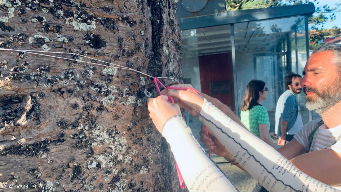 Performance “Conversas d’Armário” inaugurou as comemorações do Orgulho. O Quiosque Ala desenhou um espaço de reflexão muito inspirador. – Imagem 10