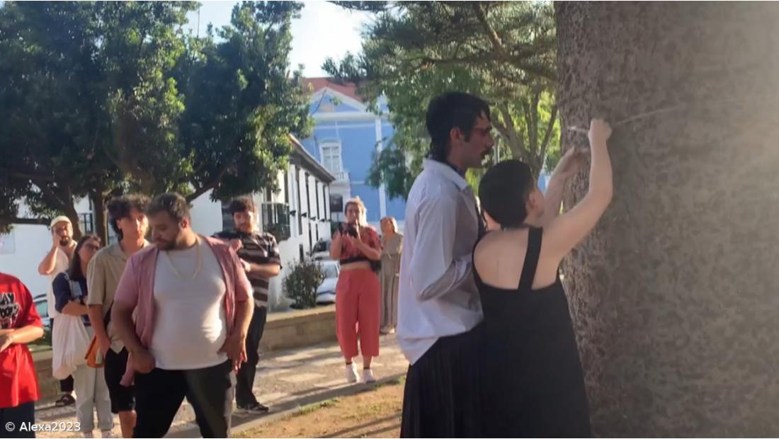 Performance “Conversas d’Armário” inaugurou as comemorações do Orgulho. O Quiosque Ala desenhou um espaço de reflexão muito inspirador. – Imagem 22