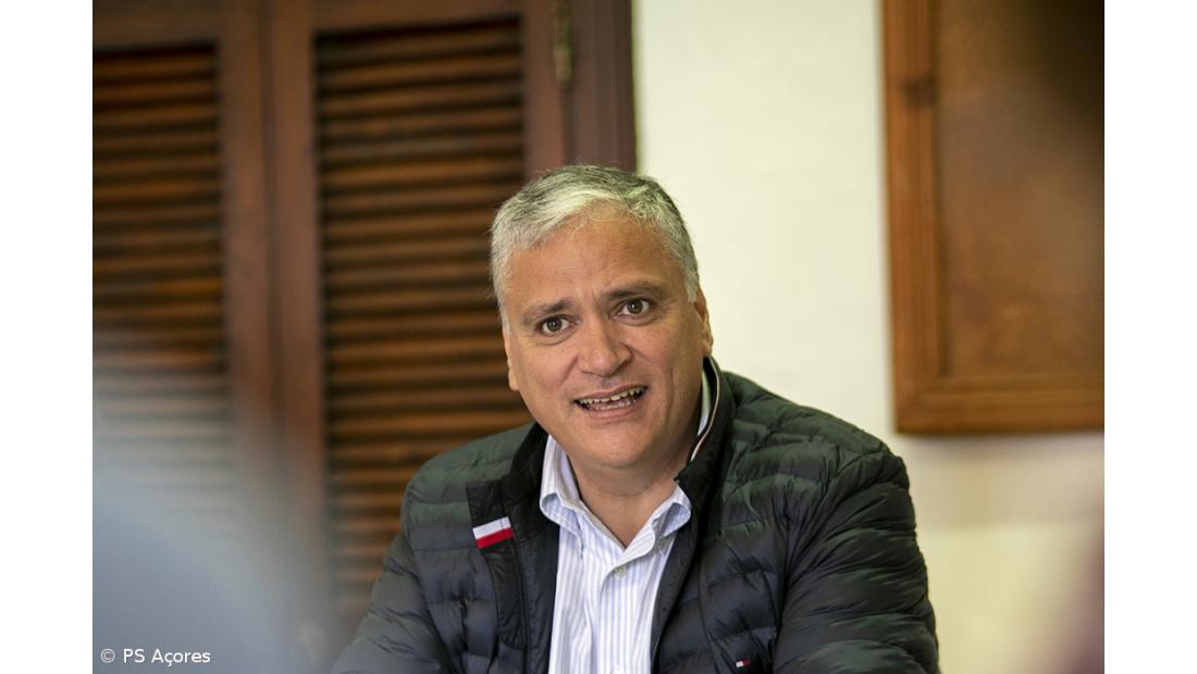 Líder PS/Açores acusa Governo Regional de querer “controlar a comunicação social”