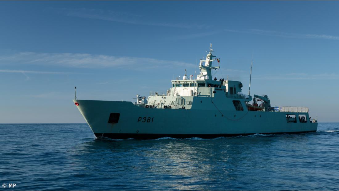 Navio da Marinha 'Figueira da Foz' inicia missão nos Açores