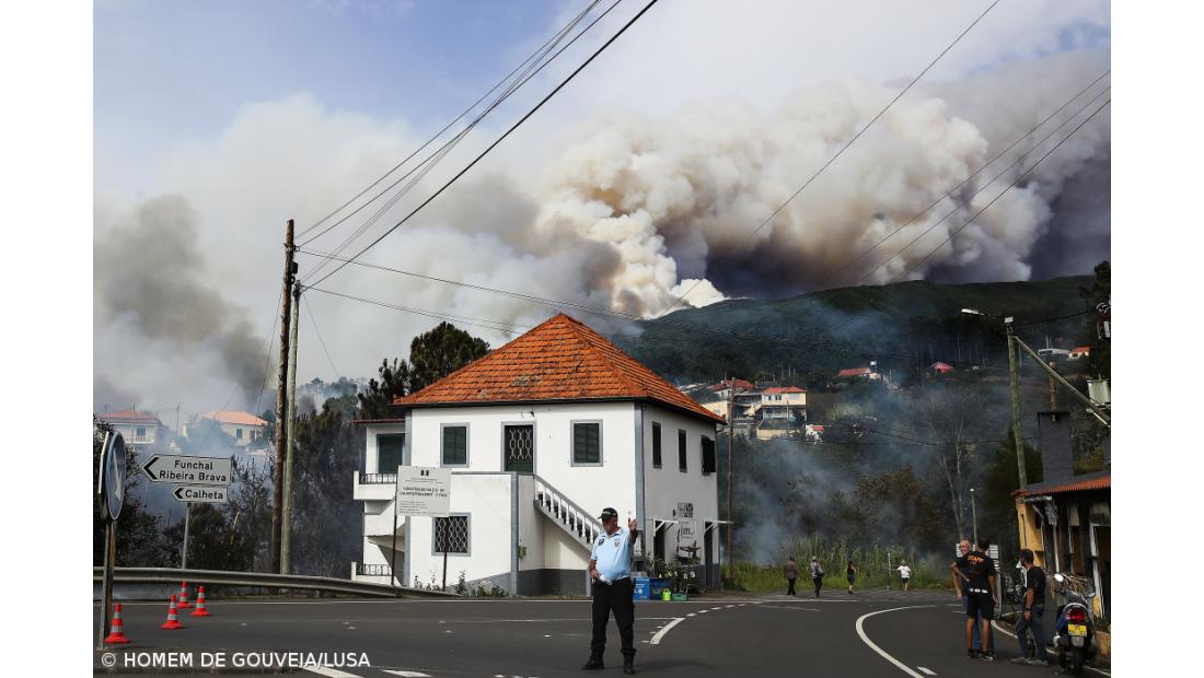 Fogo no Porto Moniz já provocou "elevados danos materiais", diz Câmara Municipal