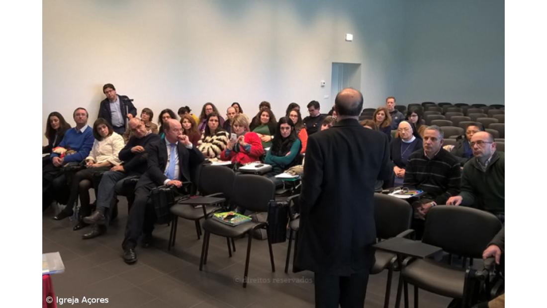 Ensino público nos Açores com oferta de EMRC em todas as escolas