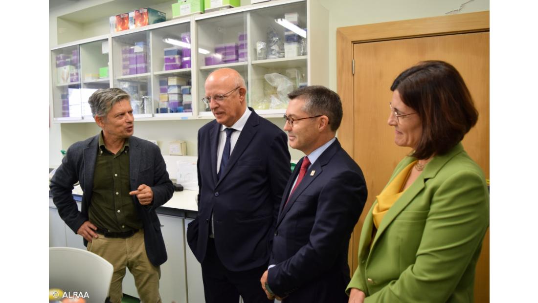 Santos Silva destaca "excelentes" relações com parlamento e Governo açorianos