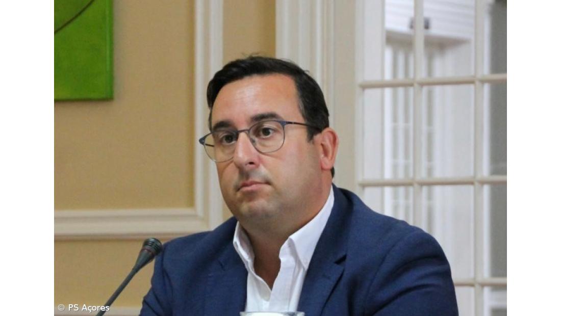 PS/Açores diz que execução na habitação é miserável e PSD considera problema estrutural