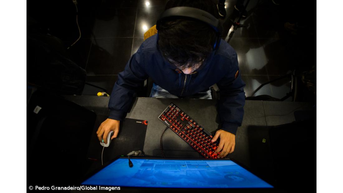 Mais de metade dos açorianos têm competências digitais baixas