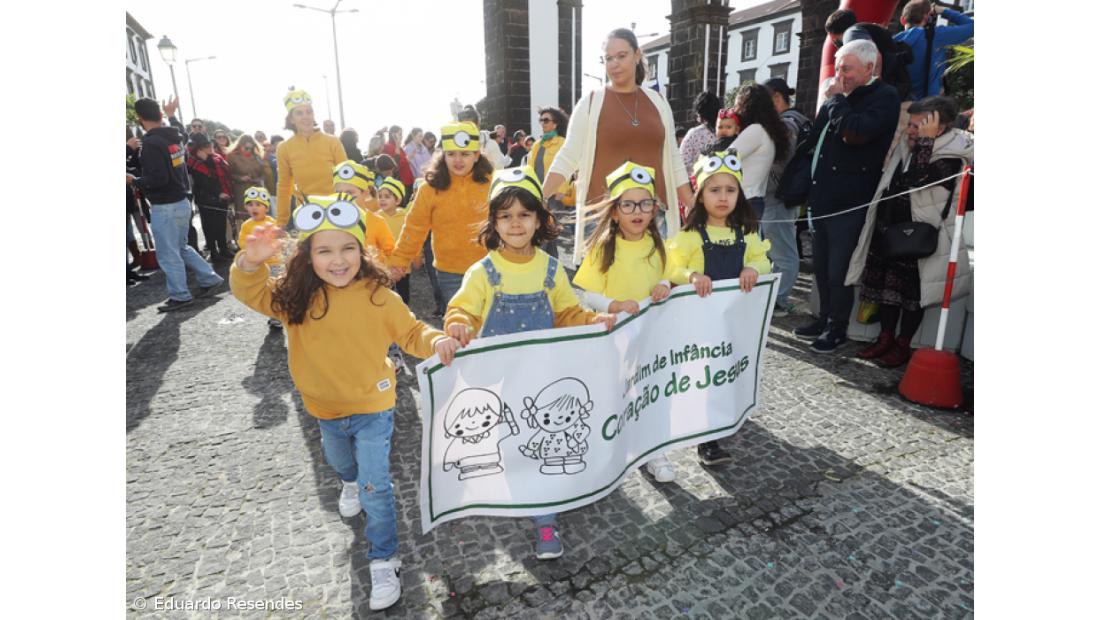 Galeria fotográfica do Corso de Carnaval em Ponta Delgada – Imagem 32