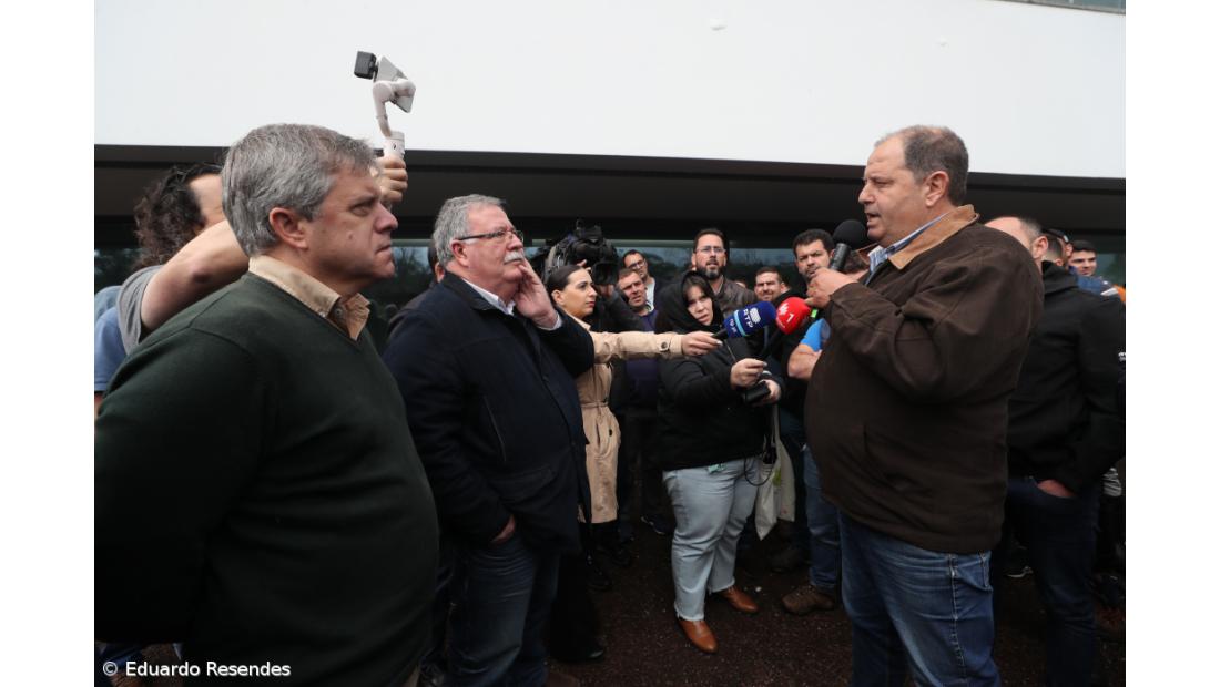 Agricultores de São Miguel decidem esta quinta-feira novas ações de luta