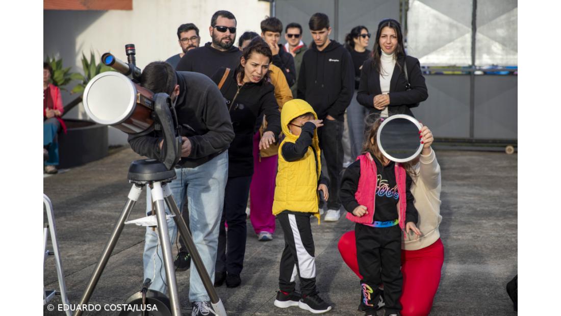 Eclipse solar parcial visto da ilha Terceira – Imagem 3