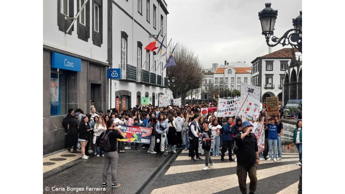 Marcha de Elogio à Liberdade da ESAQ juntou 600 pessoas – Imagem 1